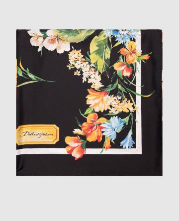 Черный платок из шелка в принт