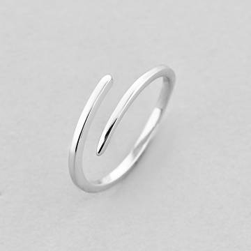Серебряное кольцо Minimal 10380-16 16 Серебряное кольцо Minimal 10380-16 16