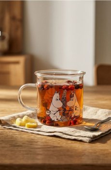 Скляний кухоль із ручкою The Moomins - різнобарвний
