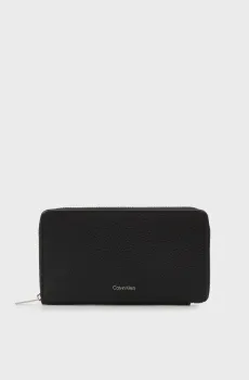 Мужской черный кожаный кошелек EMBOSS Черный ONESIZE Calvin Klein LV04D1107G