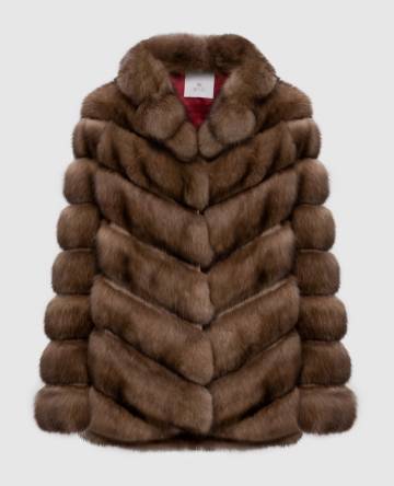 Бежевая шуба из меха соболя