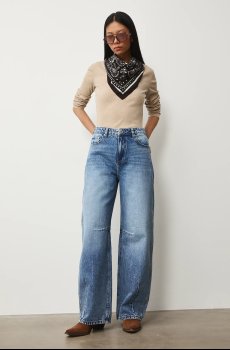 Лонгслив Medicine