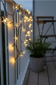 Сонячна LED-гірлянда у формі квітів - білий