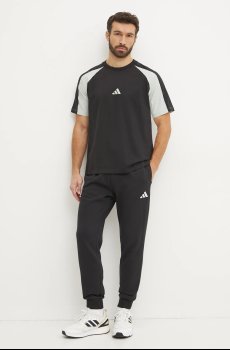 Футболка adidas Essential Colorblock