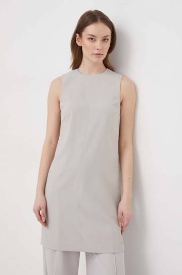 Платье Calvin Klein цвет серый mini расклешённое Платье Calvin Klein цвет серый mini расклешённое