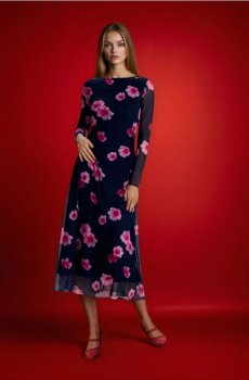 Максі сукня з декольте на спині і квітковим візерунком - різнобарвний