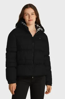 Женская черная куртка TJW QUILT ROUCH TAPE JACKET Черный M Tommy Jeans DW0DW20389