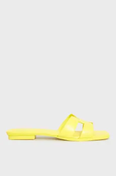 Женские желтые кожаные слайдеры Желтый 37 Arezzo A1172400090027U