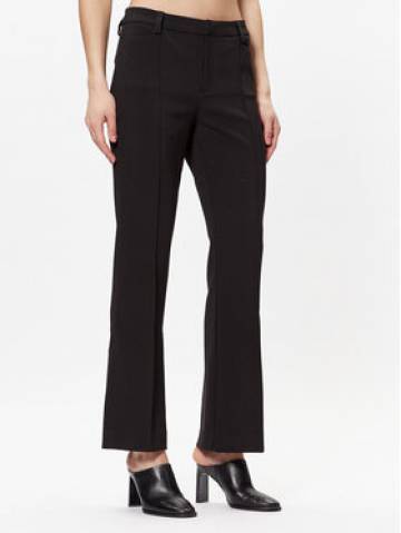 Gina Tricot Штани з тканини Rosie 19197 Чорний Regular Fit Gina Tricot Штани з тканини Rosie 19197 Чорний Regular Fit
