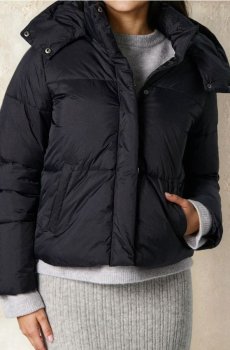 Квітована куртка puffer - чорний