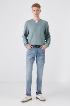 Свитер Medicine