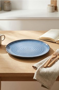 Тарілка з декоративним краєм - light blue