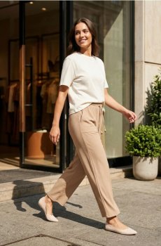 Спортивна футболка - кремовий