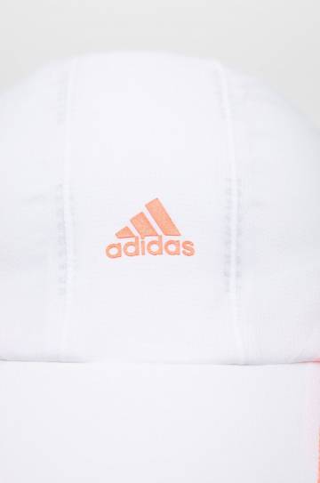 Кепка adidas Performance HE9762 цвет белый с принтом Кепка adidas Performance HE9762 цвет белый с принтом