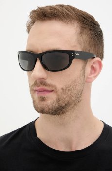 Солнцезащитные очки Ray-Ban