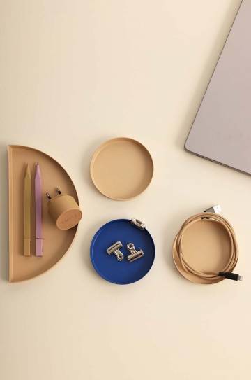 Набор подносов Design Letters Treasure Trays 4 шт Набор подносов Design Letters Treasure Trays 4 шт