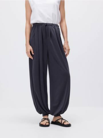 Reserved - Джогери з модалу - темно-сірий - ZQ648-90X