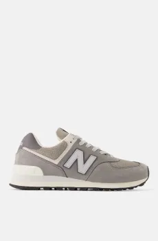 Серые замшевые кроссовки 574 Серый 11 New Balance U574SNV
