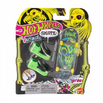 Игровой набор Hot Wheels Скейт и обувь для пальчиков, Shreddin Skeleton, зеленый, от 5 лет (HPG21) Игровой набор Hot Wheels Скейт и обувь для пальчиков, Shreddin Skeleton, зеленый, от 5 лет (HPG21)