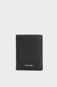 Мужской черный кожаный кошелек CK MUST BIFOLD 10CC Черный ONESIZE Calvin Klein K50K512679