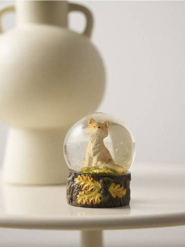 Сніжна куля - різнобарвний