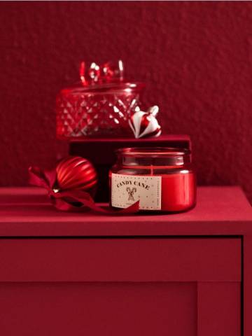 Ароматична свічка Cranberry - червоний Ароматична свічка Cranberry - червоний