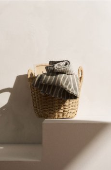 Плетений кошик для зберігання з ручками - бежевий