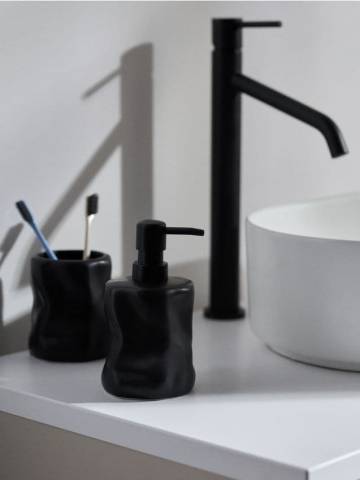 Дозатор для мила - чорний