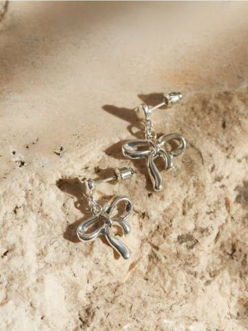 Сережки-гвіздочки сріблястого кольору - срібний