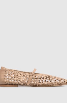 Бежевые кожаные балетки с плетением