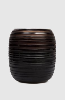 Свеча Sphere Amber XL с ароматом Zanzibar в стеклянном подсвечнике