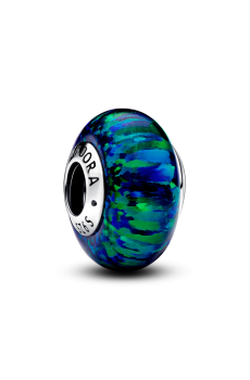 Намистина з зеленим опалом