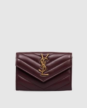 Бордовый кожаный стеганый кошелек с монограммой Cassandre