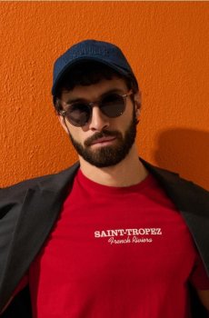 Бейсболка - темно-синій