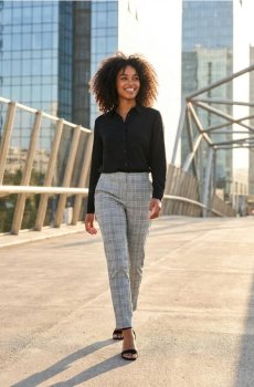 Картаті штани-сигарети - різнобарвний