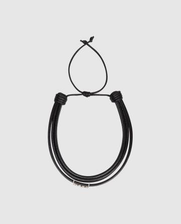 Черный кожаный браслет CASSANDRE