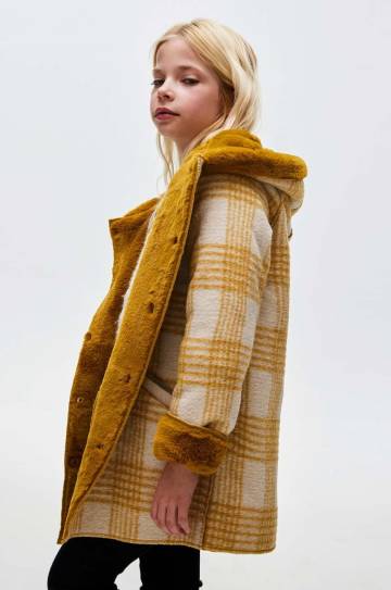 Детский плащ Mayoral цвет жёлтый