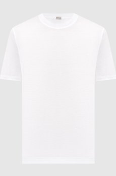 Белая футболка с нашивкой