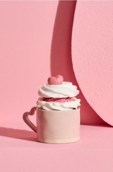 Чашка з ручкою у формі серця - пастельний рожевий