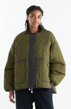 Женская зеленая куртка Quilted Bomber Зеленый L New Balance WJ62P3VEAAO