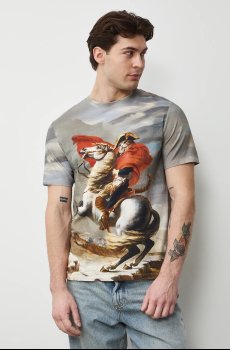 Футболка Medicine