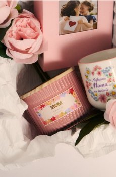 Свічка на День Матері з квітковим ароматом - пастельний рожевий