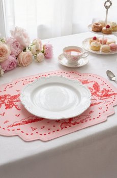 Рожевий двосторонній плейсмат з романтичним принтом 35х50 см
