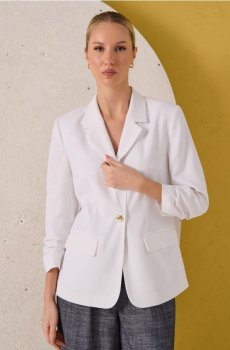 Куртка - білий