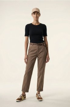 Штани chino з поясом - бежевий