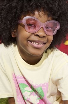 Сонцезахисні окуляри у формі метелика - пастельний рожевий