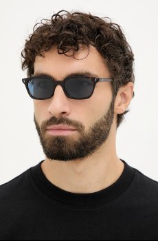 Солнцезащитные очки Ray-Ban