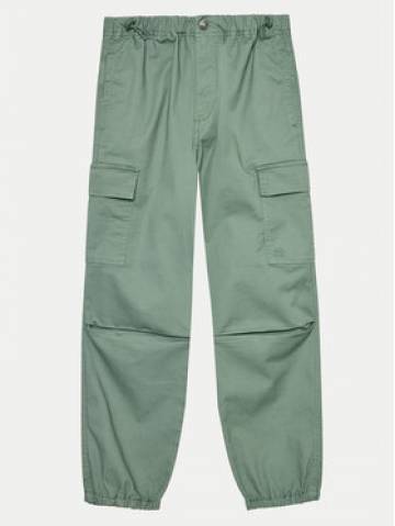 United Colors Of Benetton Joggery 4XZXCF03O Зелений Loose Fit United Colors Of Benetton Joggery 4XZXCF03O Зелений Loose Fit