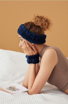 Косметична пов’язка на голову та манжети на зап’ястя - кобальтовий