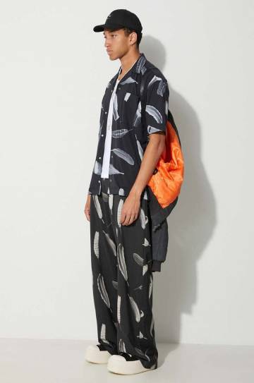 Хлопковая рубашка Marcelo Burlon Aop Wind Feather Hawaii мужская цвет чёрный relaxed Хлопковая рубашка Marcelo Burlon Aop Wind Feather Hawaii мужская цвет чёрный relaxed